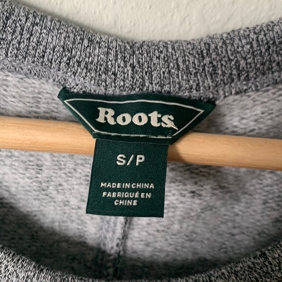 Roots Canada Long Sleeve Sweater Dress ☆ - Picture 3 of 4